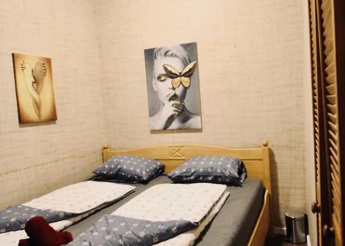 Cozy In Alserstrasse Area Th Διαμέρισμα *